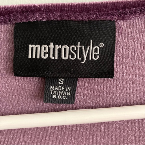 Metro style beautiful purple velvet - Picture 4 of 4